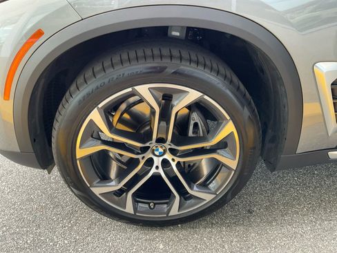 Certified 2025 BMW X5 xDrive40i w/ Premium Package image 27