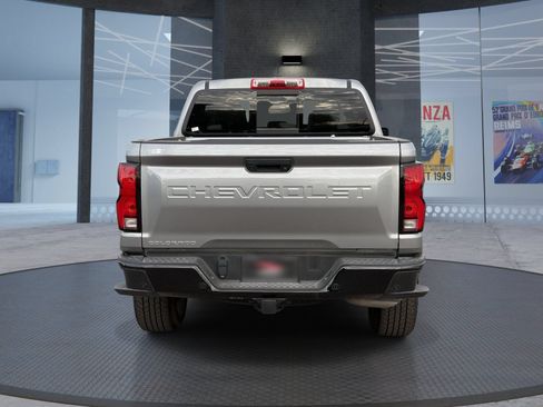Used 2026 Chevrolet Colorado Z71 w/ Z71 Convenience Package 2 AWD/4WD image 5