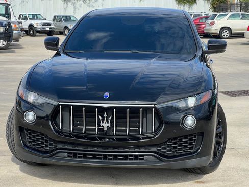Used 2018 Maserati Levante AWD/4WD image 73