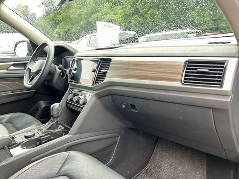 Used 2021 Volkswagen Atlas SEL Premium AWD/4WD image 16
