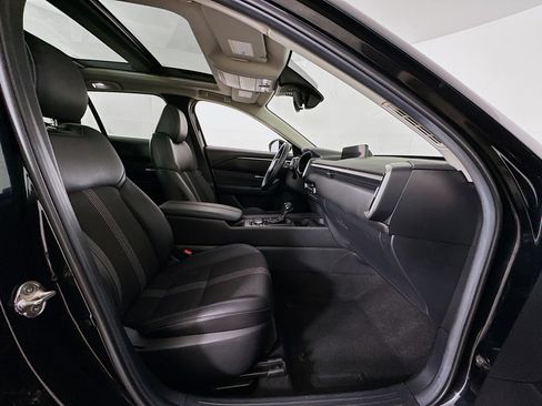 Used 2025 MAZDA CX-50 AWD 2.5 S w/ Premium Package image 31