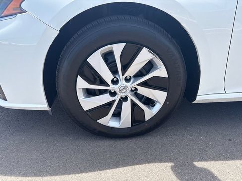 Used 2024 Nissan Altima 2.5 S FWD image 26