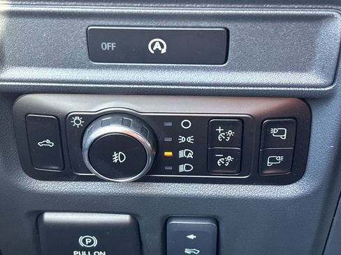 New 2025 Ford F150 XLT w/ Equipment Group 303A High image 31