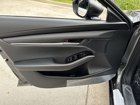 New 2026 MAZDA MAZDA3 2.5 S Sedan w/ Preferred Pkg image 39