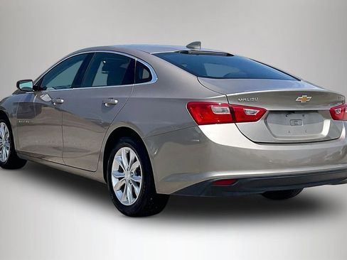 Used 2023 Chevrolet Malibu LT FWD image 4