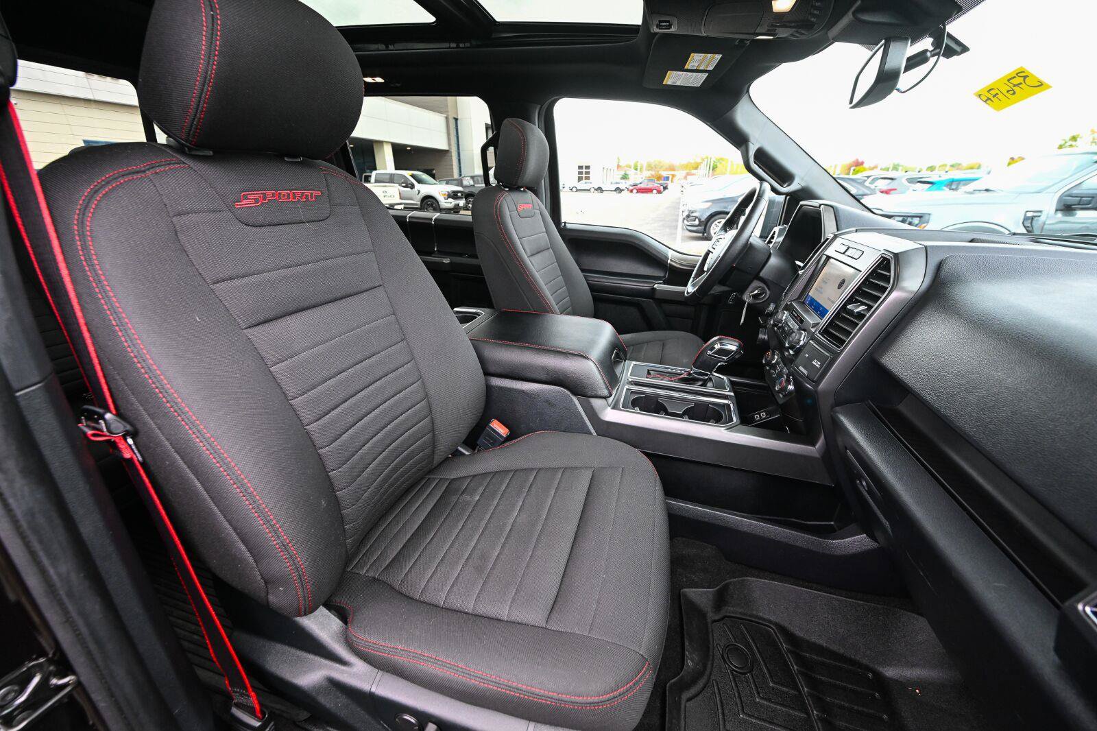 Used 2020 Ford F150 XLT w/ Equipment Group 302A Luxury AWD/4WD image 26
