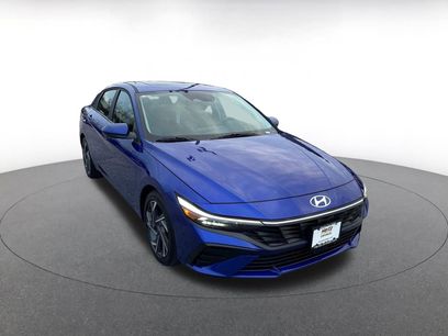 Used 2025 Hyundai Elantra SEL