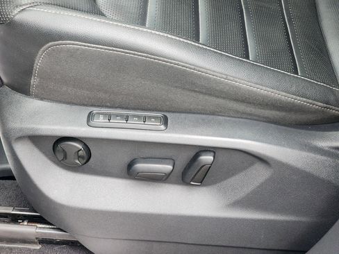 Used 2019 Volkswagen Atlas SEL Premium image 25