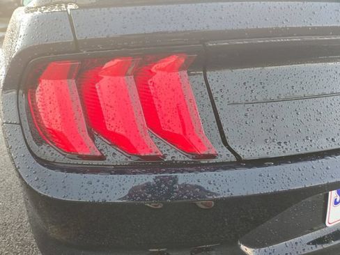Used 2021 Ford Mustang GT RWD image 26