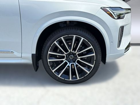 New 2026 Volvo XC90 B6 Plus w/ Protection Package AWD/4WD image 11