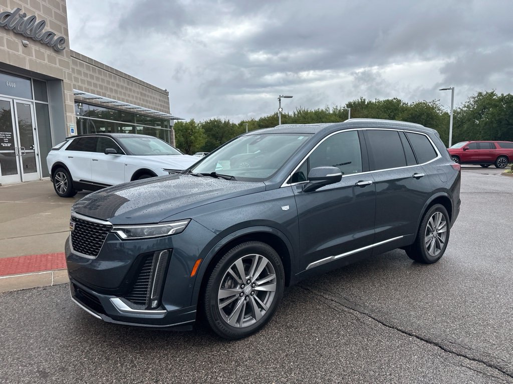 Used 2020 Cadillac XT6 Premium Luxury FWD image 1