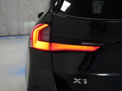 New 2027 BMW X1 M35i AWD/4WD image 32