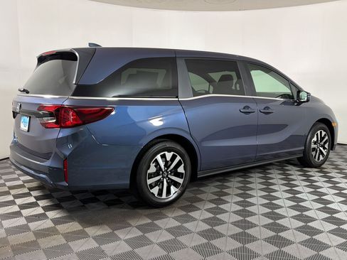 New 2026 Honda Odyssey EX-L image 7