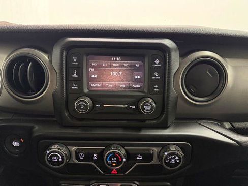 Certified 2021 Jeep Gladiator Mojave AWD/4WD image 16