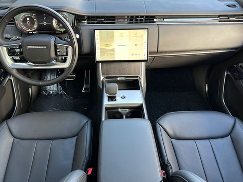 New 2026 Land Rover Range Rover SE image 25