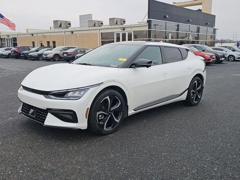 Used 2022 Kia EV6 GT-Line w/ GT-Line Suede Seat Package image 15