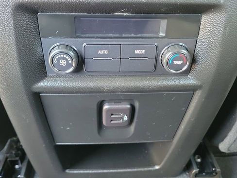 Certified 2023 Chevrolet Traverse LT image 17