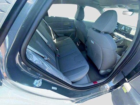 New 2026 Hyundai Elantra Sport FWD image 19