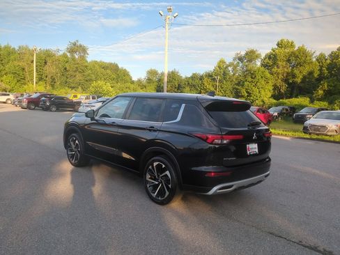 Used 2022 Mitsubishi Outlander SE FWD image 7