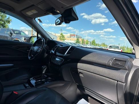 Used 2018 Honda Ridgeline RTL-E image 11