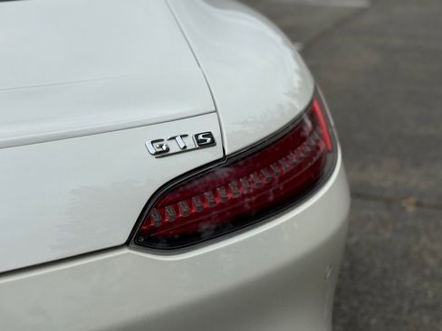 Used 2017 Mercedes-Benz AMG GT S image 15