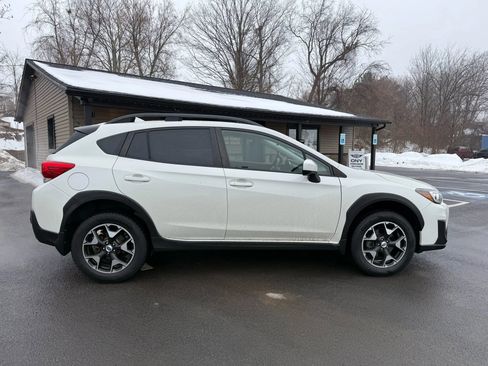Used 2018 Subaru Crosstrek 2.0i Premium image 6
