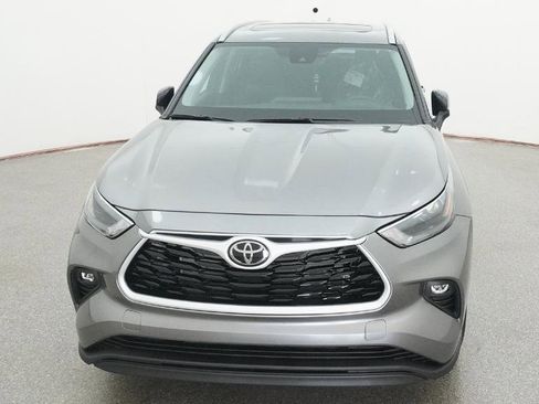 New 2026 Toyota Highlander XLE AWD/4WD image 50