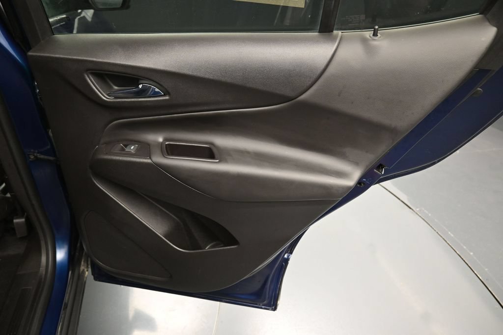 Used 2022 Chevrolet Equinox LT AWD/4WD image 34