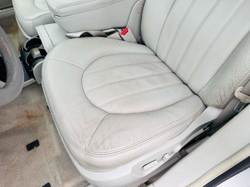 Used 2008 Buick Lucerne CXL w/ Driver Confidence Package FWD image 20