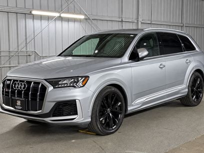 Used 2022 Audi SQ7 Premium Plus w/ SQ7 Executive Package