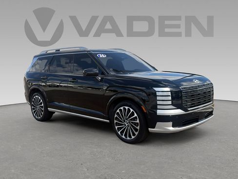 Used 2026 Hyundai Palisade Calligraphy FWD image 1