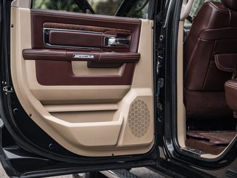 Used 2018 RAM 3500 Laramie Longhorn image 48