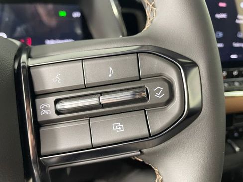 New 2026 GMC Canyon AT4 image 8