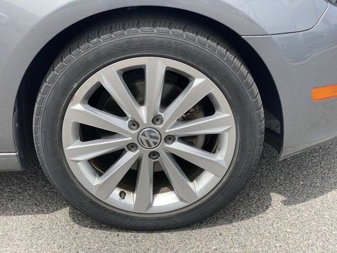 Used 2013 Volkswagen Golf TDI FWD image 13