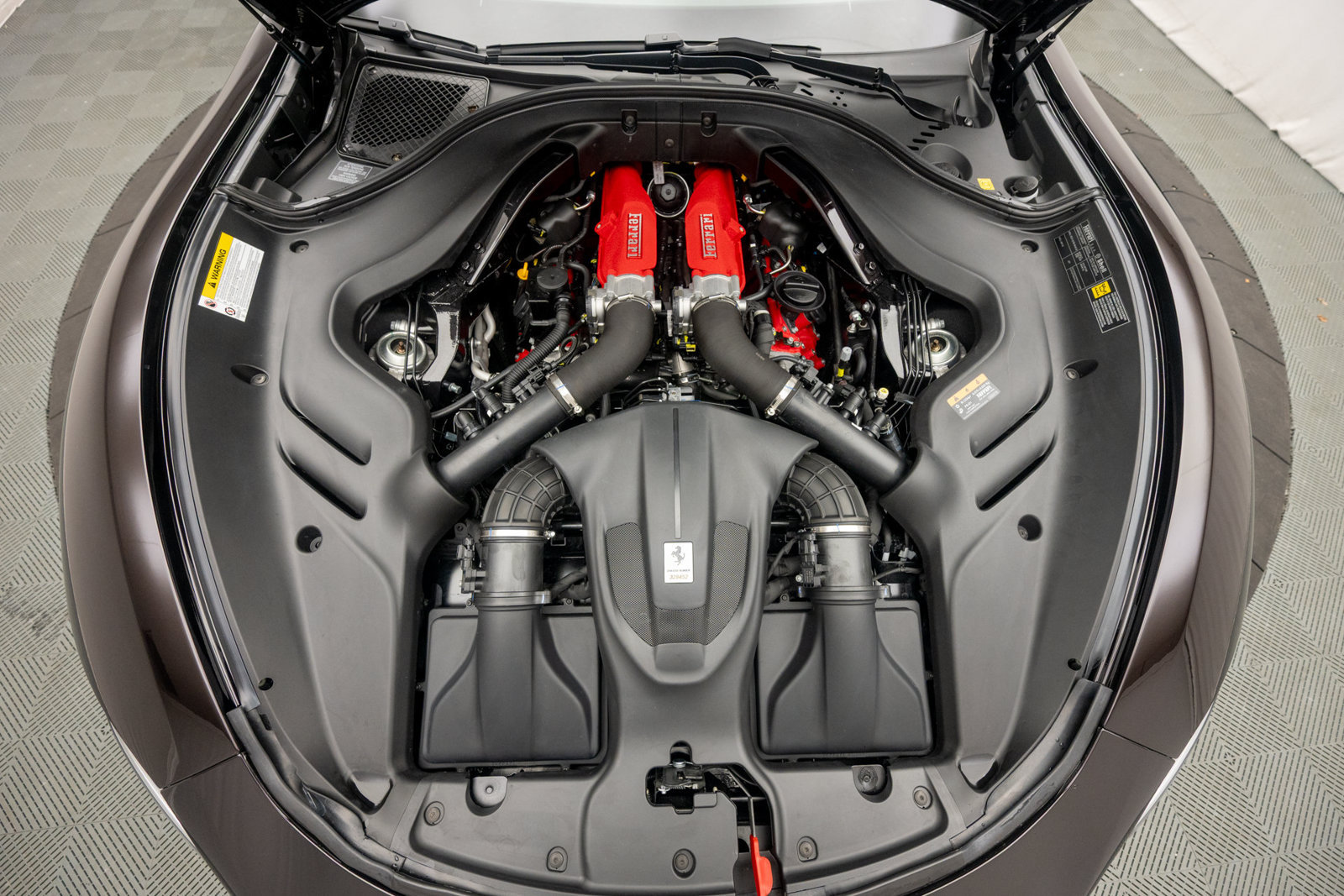 Used 2026 Ferrari Roma Spider RWD image 43