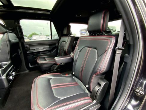 Used 2021 Ford Expedition Limited RWD image 19