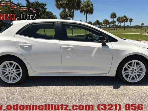 Used 2026 Toyota Corolla SE FWD image 4