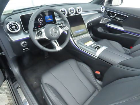 New 2026 Mercedes-Benz CLE 300 4MATIC Cabriolet image 18