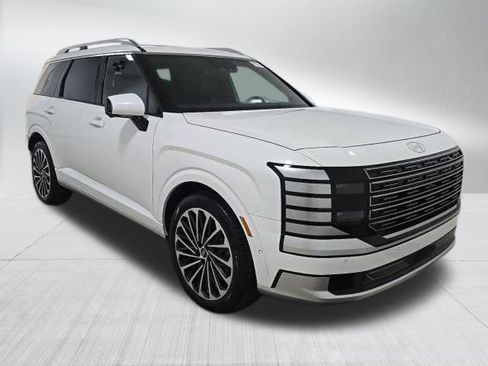 Certified 2026 Hyundai Palisade Calligraphy AWD/4WD image 5