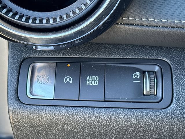 Certified 2025 Chevrolet Equinox LT FWD image 17