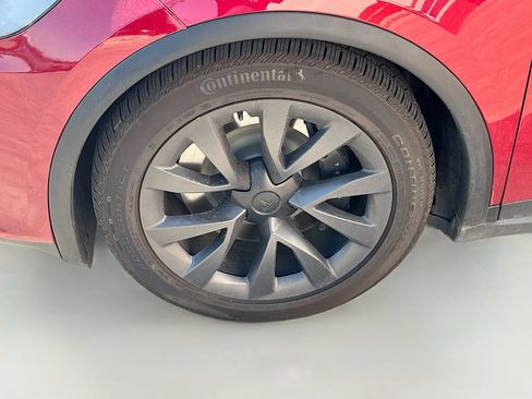 Used 2023 Tesla Model X AWD/4WD image 33
