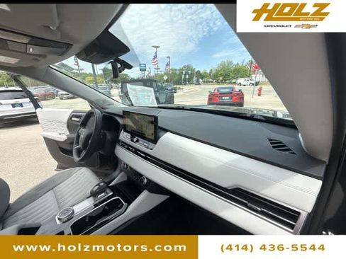 Used 2025 Mitsubishi Outlander SEL AWD/4WD image 30