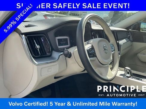 Certified 2024 Volvo XC60 B5 Core w/ Protection Package Premier AWD/4WD image 21