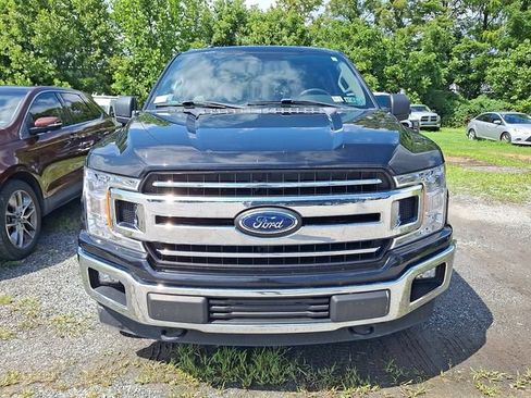 Used 2018 Ford F150 XLT AWD/4WD image 2