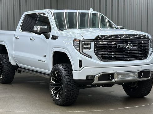 Used 2026 GMC Sierra 1500 Denali Ultimate AWD/4WD image 7