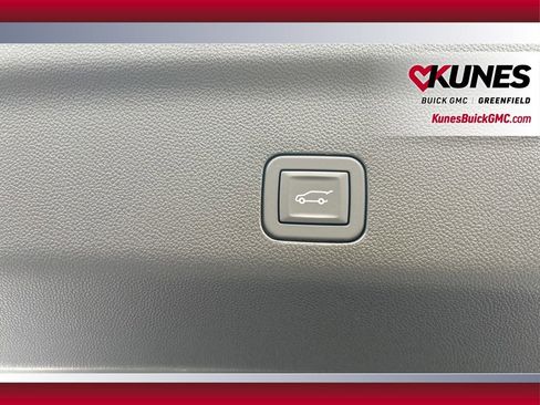 New 2026 GMC Yukon AT4 Ultimate image 39