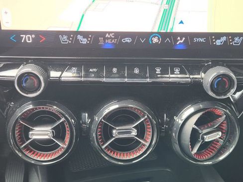 Used 2024 Chevrolet Blazer EV RS image 18