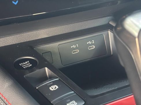 New 2026 Nissan Kicks SR image 28