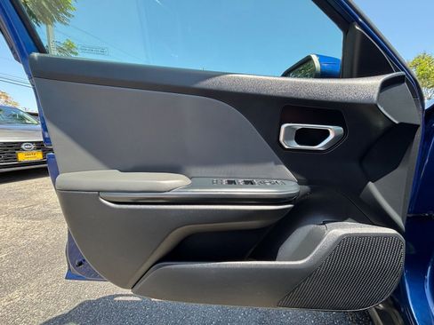 Used 2025 Kia K4 FWD image 18