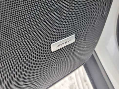 Used 2019 Cadillac XT5 Luxury w/ LPO, Black Ice Package image 17